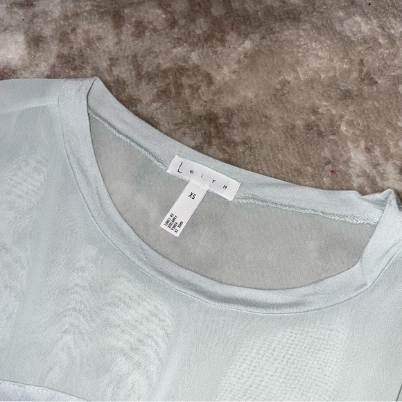 💋Bundle 4 items for $20. Add items💋 to a bundle - Picture 6 of 9